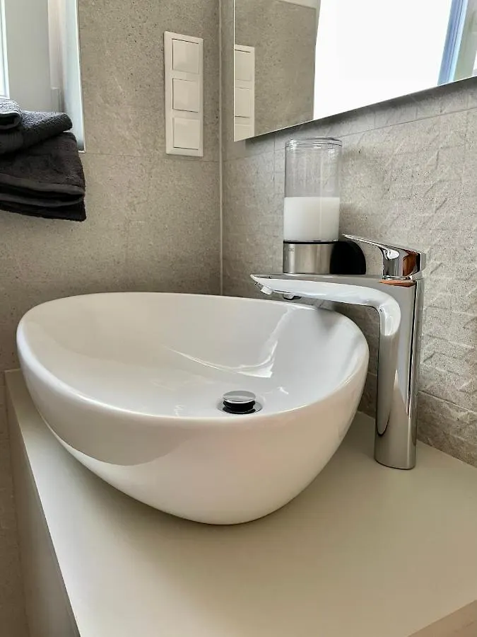 Artatore24 - Modern And Stylish Apartments Mali Losinj